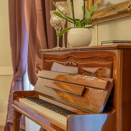 Pensionat Palazzo Monga Boutique Guesthouse Verona