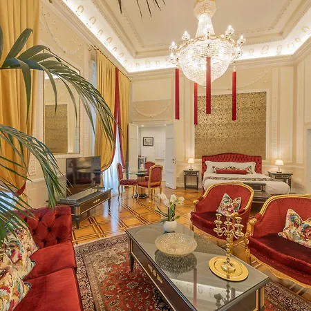 בית הארחה Palazzo Monga Boutique