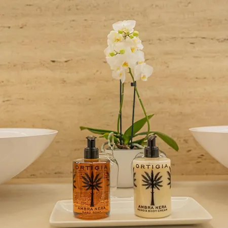 Palazzo Monga Boutique Guesthouse Pensionat 4*