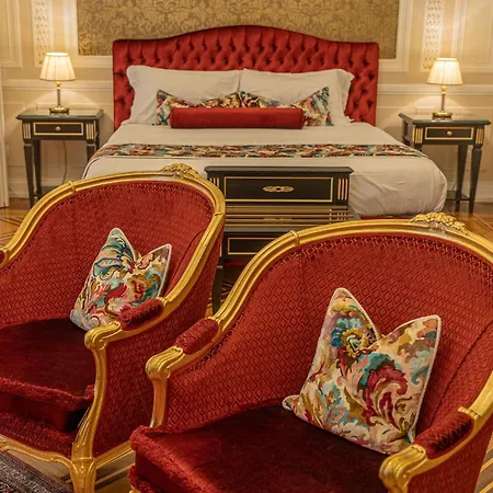 Pensionat Palazzo Monga Boutique Guesthouse 4*