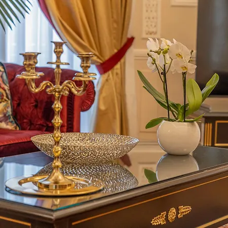 Palazzo Monga Boutique Guesthouse Verona