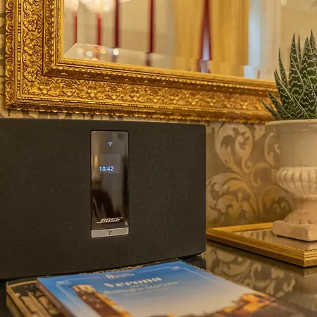 Palazzo Monga Boutique Guesthouse Pensionat 4*
