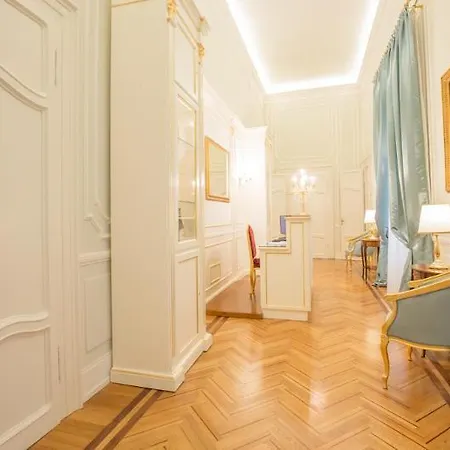 Palazzo Monga Boutique Guesthouse Pensionat