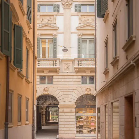 Palazzo Monga Boutique