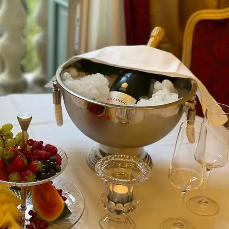 Palazzo Monga Boutique Guesthouse Guest house