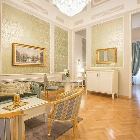 Palazzo Monga Boutique Guesthouse 4*